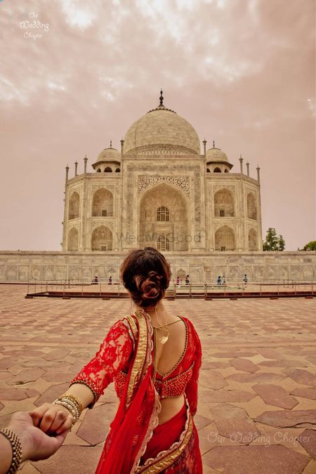 Follow Me Pre Wedding Shoot at Taj Mahal