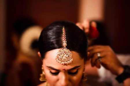 A vintage maang tikka for South Indian brides.
