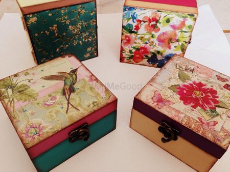 floral print and bird print boxes with watercolor effect