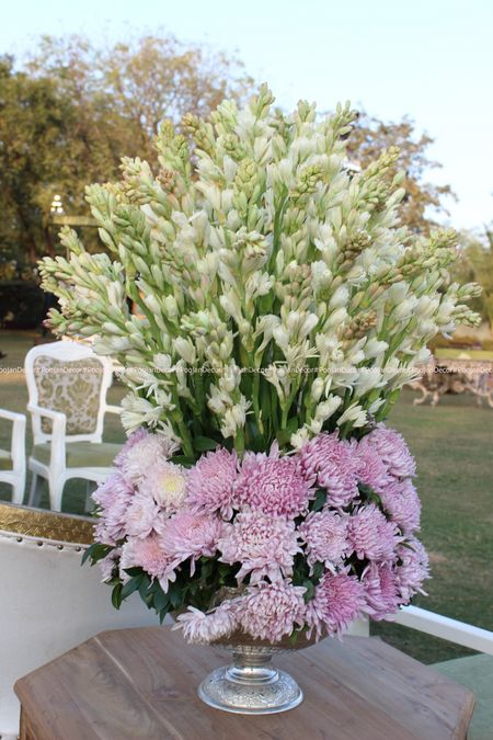 Photo of Table floral arrangements
