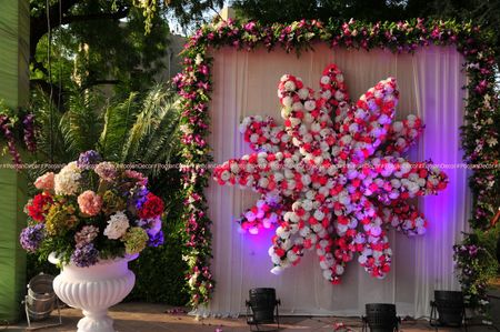 Floral arrangements decor