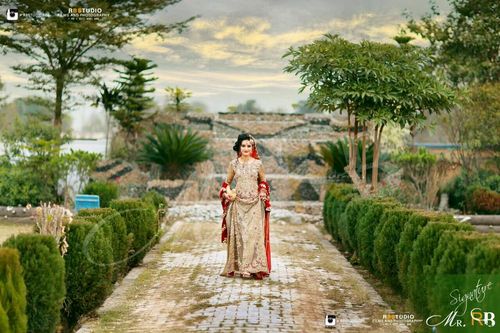 Rb Studio Films And Photography Director Muhammad Sarfraz Price Reviews Wedding Photographers In Pakistan