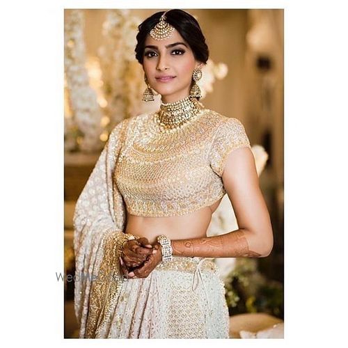 abu jani sandeep khosla lehenga price