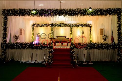 Red Carpet Weddings Price Reviews Wedding Decorators In Kochi