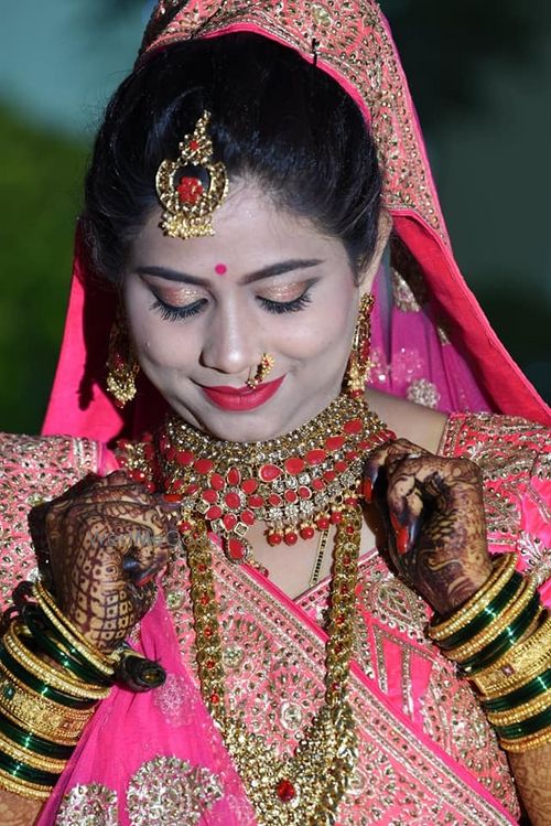 Aditi Beauty Parlour Salon Price Reviews Bridal Makeup In Nagpur aditi beauty parlour salon price