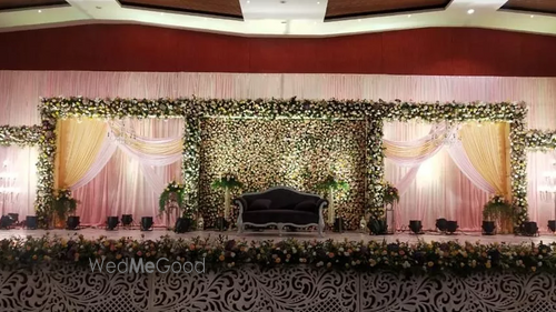 N Flower Decorations Price Reviews Wedding Decorators In