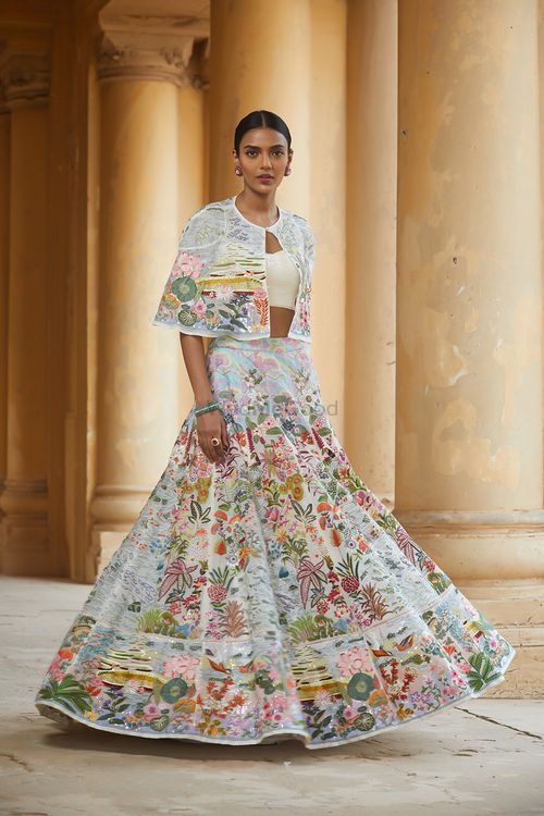 Ivory & Gold Hand Embroidered Lehenga set Design by Rahul Mishra at  Pernia's Pop Up Shop 2024
