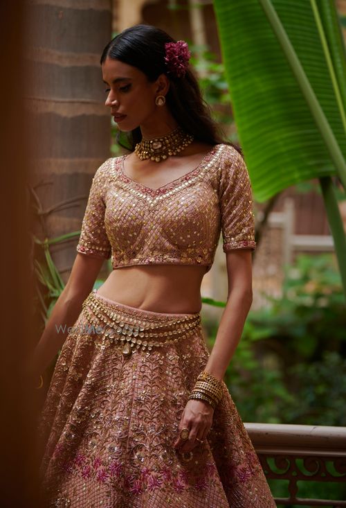 Golden colour lehenga online hot sale