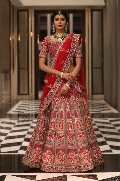 Red Lehenga | Designer Red Lehenga | Red Lehenga Online | Buy Lehenga  Online – Lady India