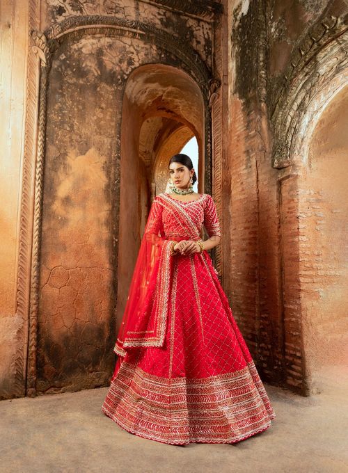 Buy Beautiful Pink Georgette Lehenga Choli Chain Stitch and Sequence Work  With Heavy Net Dupatta for Women Online in India - Etsy