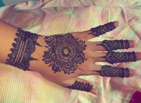 Easy Mehndi Design Flower | TikTok