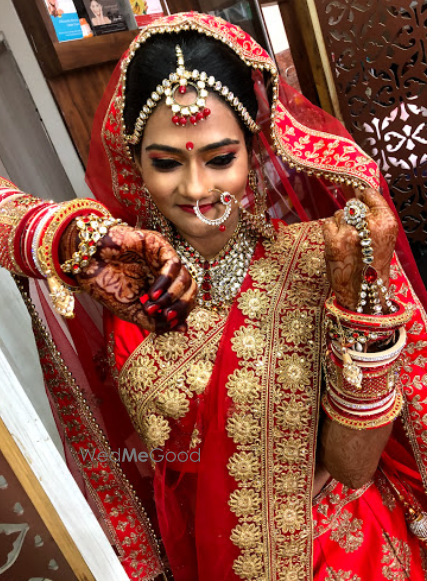 Bridal parlour sales
