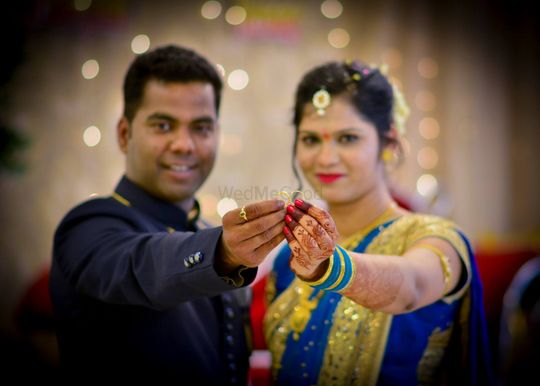 Innovative Indian Wedding Couple Photography Poses You Must Try -  LooksGud.com | Wedding couples photography, Indian wedding photography poses,  Indian wedding couple photography