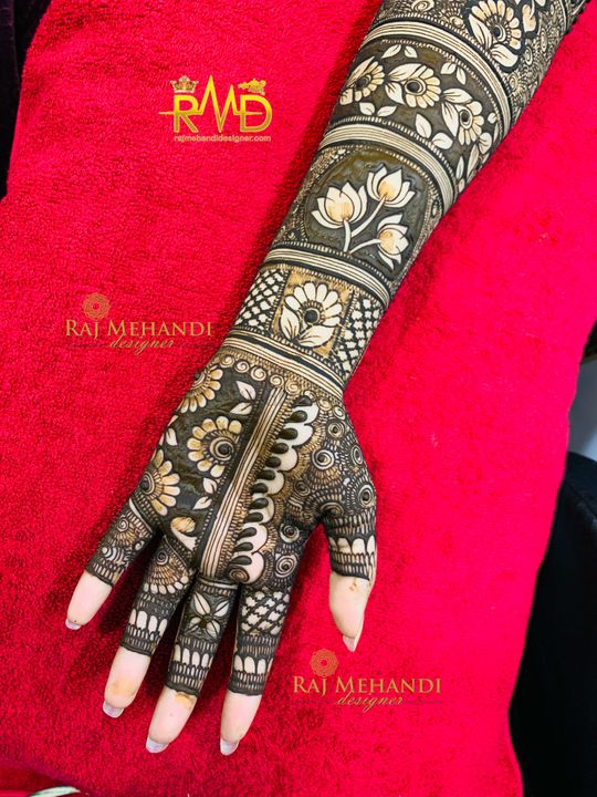 Raksha Bandhan Mehndi designs:रक्षाबंधन के लिए बेस्ट हैं यें ट्रेंडी मेहंदी  डिजाइन्स - Try These Trendy Mehndi Design on Rakshabandhan