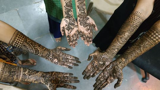 Best 40 Bridal Mehndi Artists in Dubai, Bridal & Wedding Mehndi