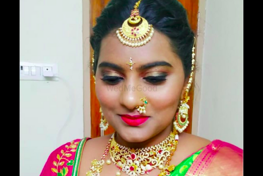 Sneha Kokane  Maharashtrian navari bridal look      Facebook