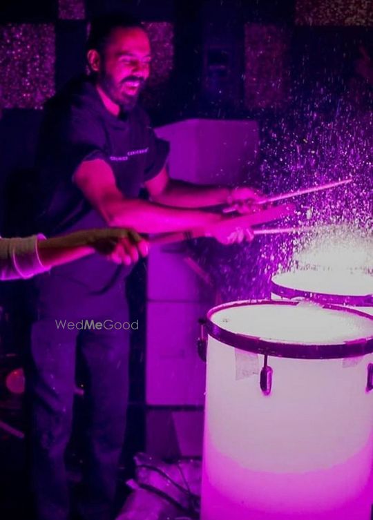 Led Liquid Drumming Entertainment ActLed Liquid Drumming Entertainment Act  