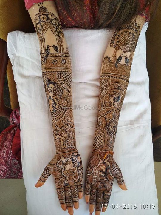 25+ Fresh & Stunning Foot Mehndi Designs for the Modern Brides |  WeddingBazaar