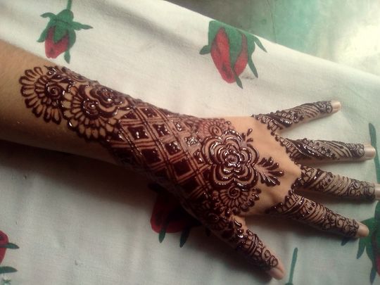 Taeba Malik (@taeba_mehendi_artist) • Instagram photos and videos