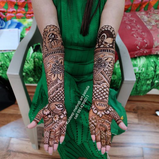 mehandi banana sikhao - new mehndi design 2020 simple back hand - mehndi  designs 2020 new style - YouTube