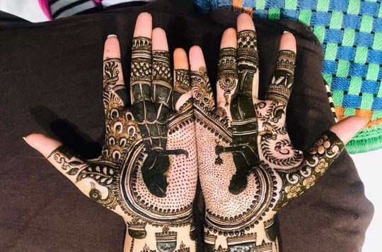 Mehndi Design: दुल्हन के हाथों में खूब जचेंगी मेहंदी की ये डिजाइंस -  Uprising Bihar