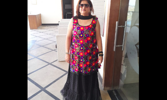 Ladies Designer Suits In Najafgarh