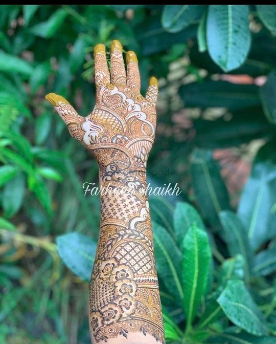 Mehndi Artist in Mumbai for Mehendi Designs at best price in Mumbai