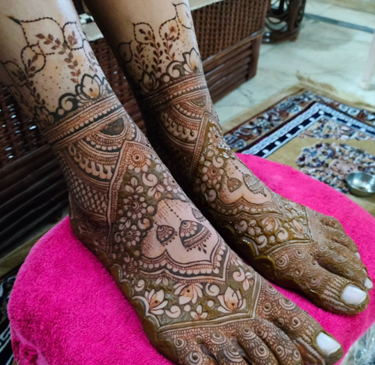 Shubham Arts - #Bridal Mehamdi arts #designer Mehandi #Dulhan mehandi  #Shubham Mehandi arts #NAGPUR MEHANDI ARTS #Arts #Mehamdi #Lotus Mehamdi  Typ #CONTACT US 8806582032 | Facebook