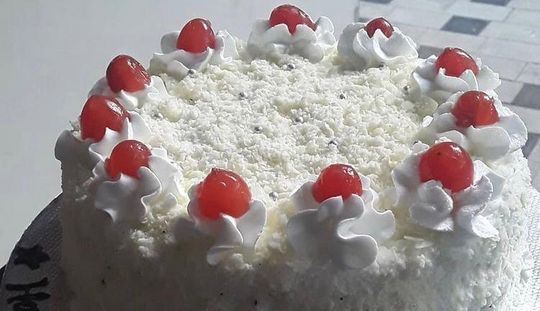 Fondant cake malayalam|fondant car cake|fondant decorations|fondant recipe  malayalam|fondant cake - YouTube