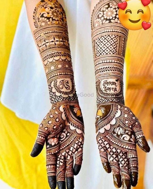 10 Best Celebrity Mehndi Artists In India For Weddings - Peppynite.com