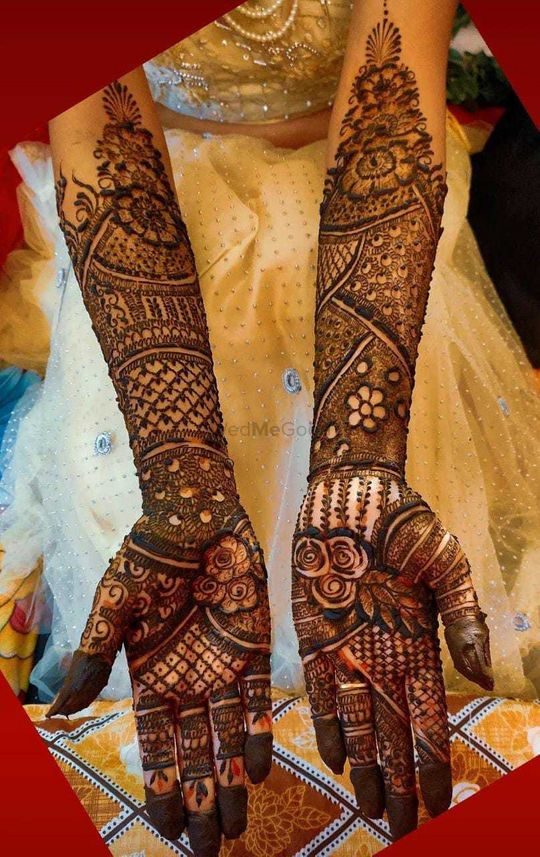 Stylish Mehndi Design on Instagram: “Elegant Mehndi Designs By  @albatool_henna Download th… | Mehndi art designs, Back hand mehndi designs,  Mehndi designs for hands