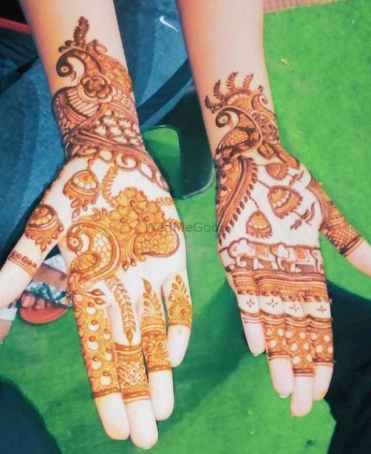 Girl showing mehendi design on hand Jodhpur Rajasthan India Asia MR#704,  Stock Photo, Picture And Rights Managed Image. Pic. DPA-SAR-183132 |  agefotostock