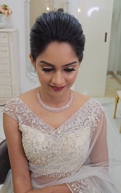 Anez anzare bridal hot sale makeup studio