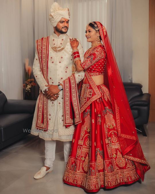 Rajput couple | Wedding dresses men indian, Best indian wedding dresses,  Rajasthani bride