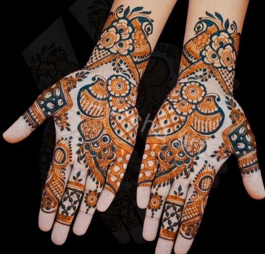 Professional Mehndi Artist in Ayodhya, Mehandi Design Services at best  price in Lucknow | ID: 2851156953388