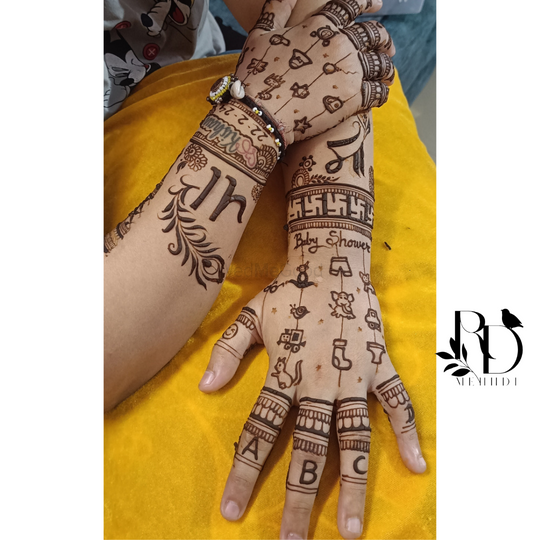 Deepak Mehandi Artist - Price & Reviews | Mehndi Artist in Jaipur