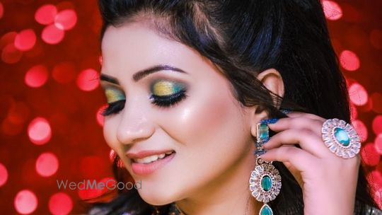 Best parlour for bridal makeup near me online