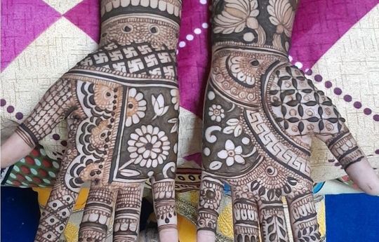 Professional Mehndi Course – Arun