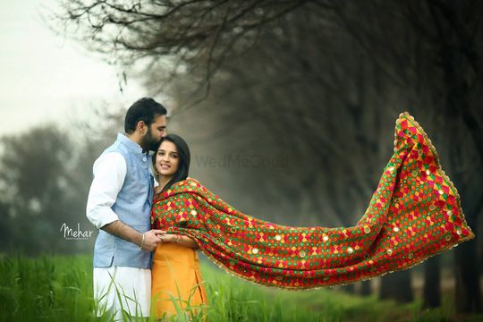 nivetas https://www.facebook.com/punjabisboutique | Punjabi wedding couple,  Wedding couple poses photography, Punjabi couple