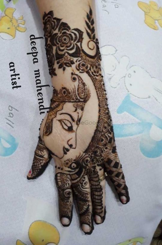 Deepa gori mehndi artist