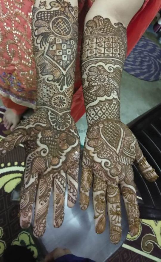 Mj mehndi classes at best price in 24 Parganas | ID: 24244608991