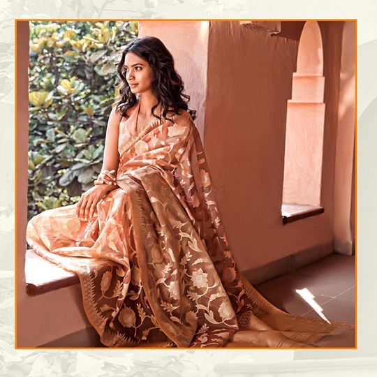 Buy green banarasi silk saree online at frontier raas in Delhi -  Clothing/Accessories | 2381361