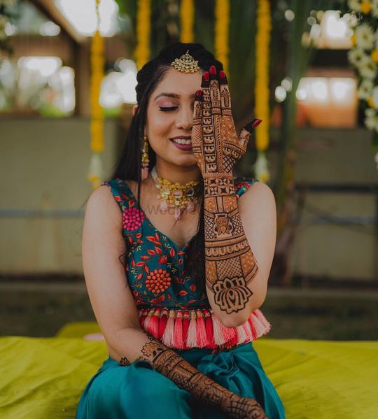 Indian Bharathanatyam Dancer In Krishna Pose Or Gesture With Eye Closed At  Stage During Performance Concept Of Indian Culture Traditional Dress And  Classic Dancers Stock Photo - Download Image Now - iStock