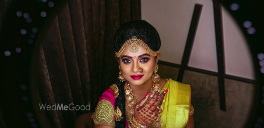 Enrich Beauty Salon Price Reviews Lucknow Makeup Artist