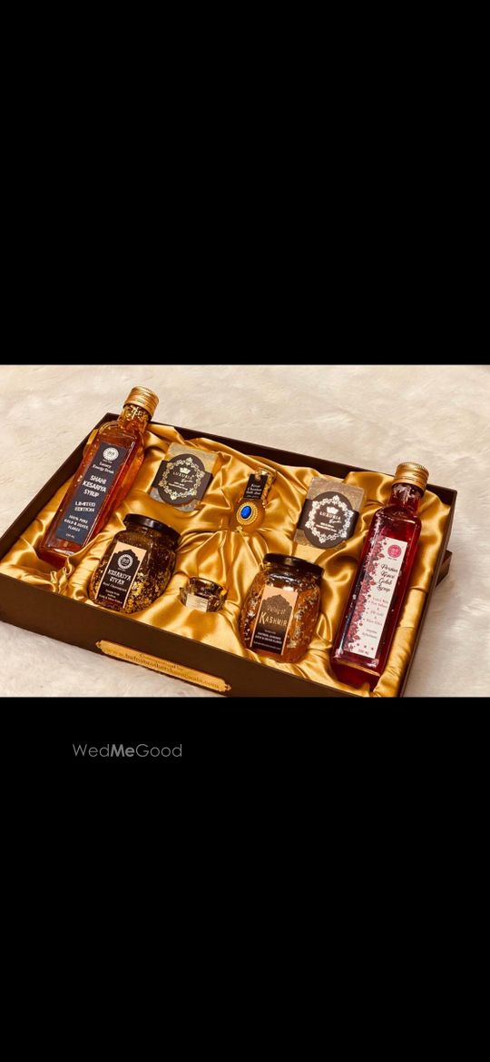 The Top 29 Wedding Gifts for Bride That A Groom Should Give in 2023   365Canvas Blog