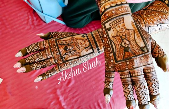 15 Trained and Professional Mehndi Artists in India | Styles At Life