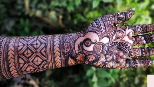 Stunning Tattoos by Sanjana✨