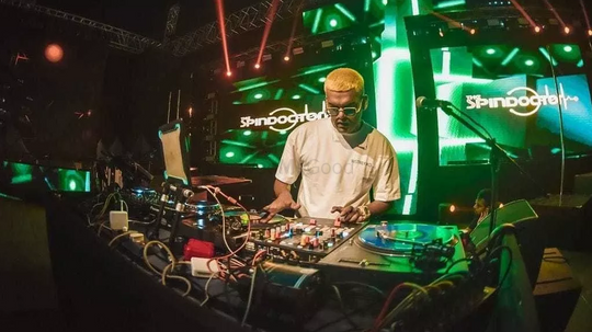 DJ Akhil Talreja Live at Enigma Night Club