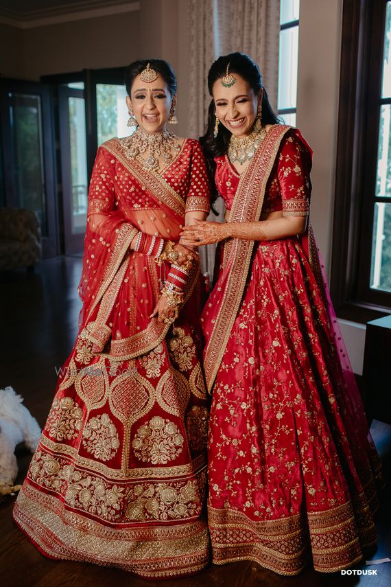 lehenga for dulhan sister