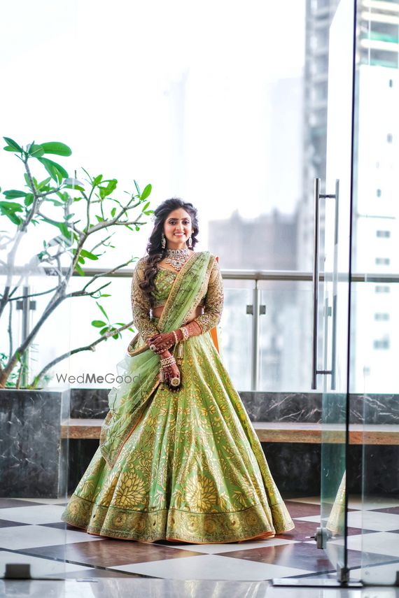 mehendi lehenga for bride